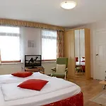 Usedom Ahoi _ Ferienparadies Hotel *